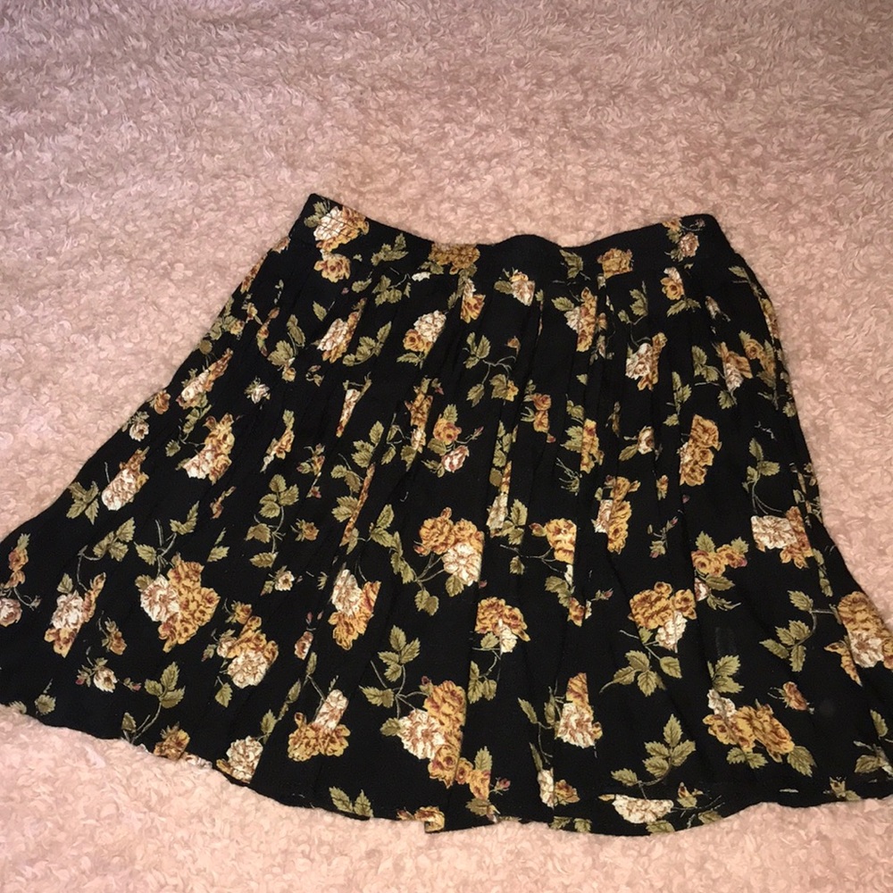 Brandy Melville Floral Skirt
